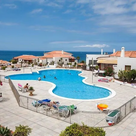 2 Bedroom For 4 People In Tenerife Apartamento